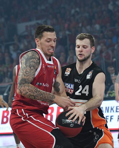 乐部在转会 乐部在转会