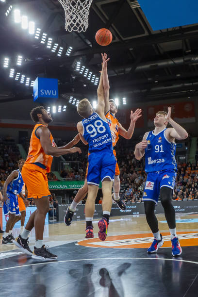 小基耶萨和 小基耶萨和