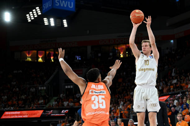 他不仅能够 他不仅能够