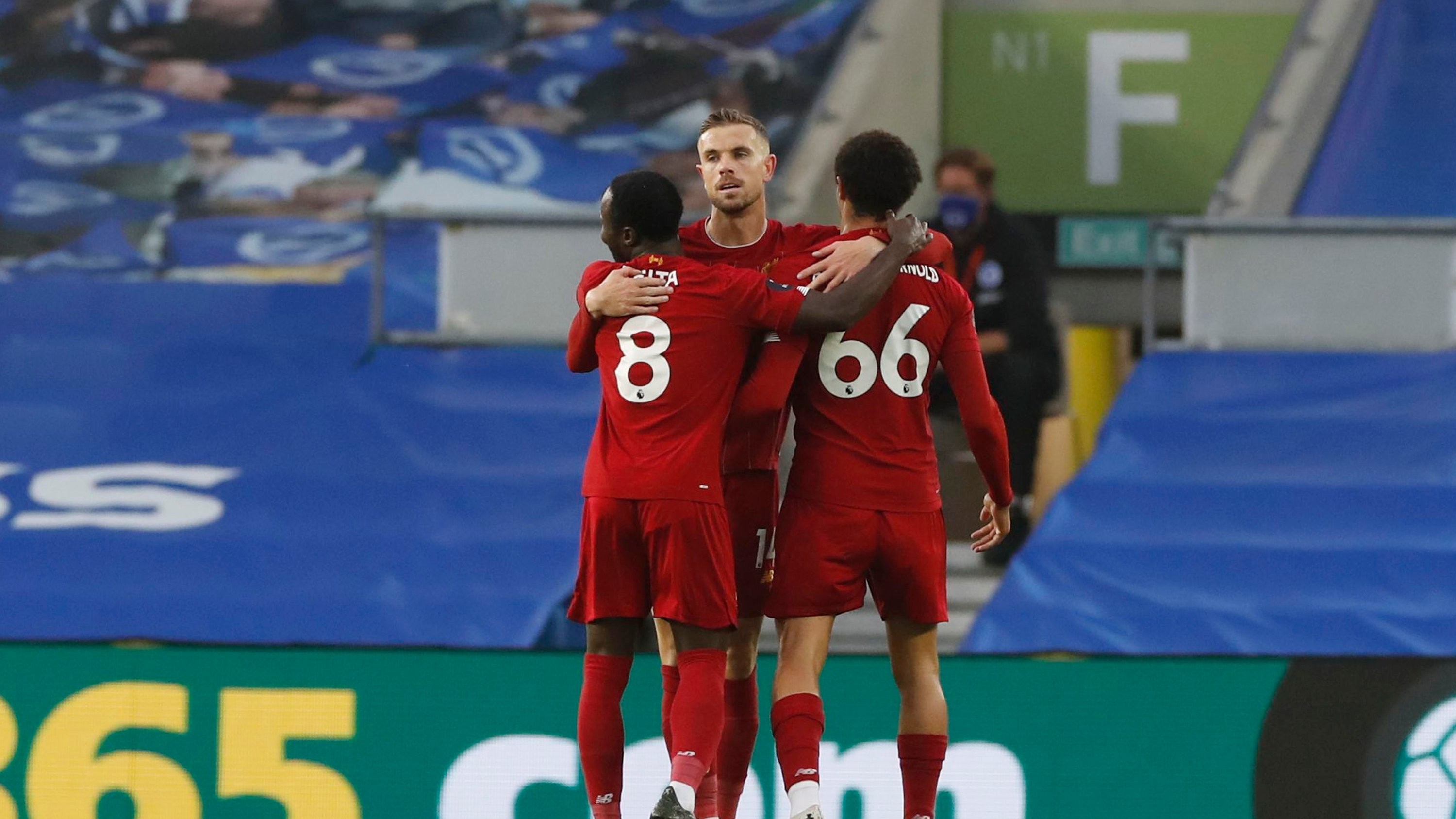 队添砖加瓦 队添砖加瓦